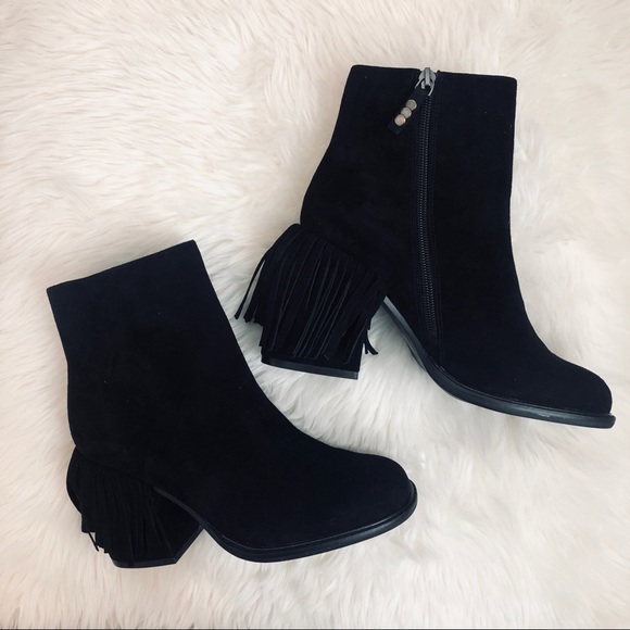 Kelsi Dagger Shoes - NWOT Kelsie Dagger Fringe Booties
